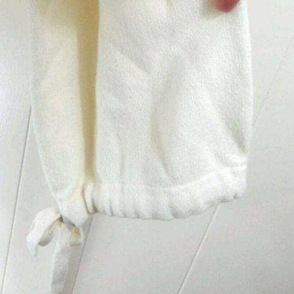 BCBG Max Azria Oversized Tie Sleeve Sweater - Picture 5 of 6